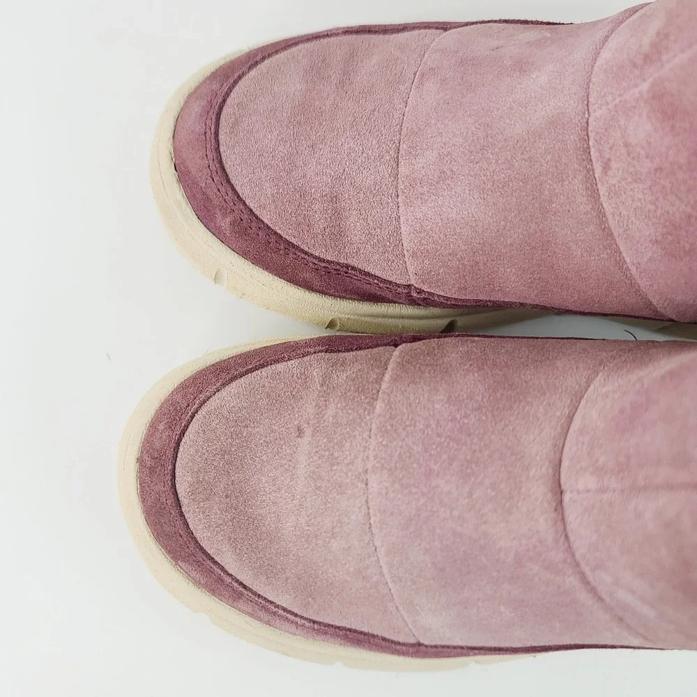 Sorel Slip-On Round Toe Faux Fur Suede Cozy Waterproof Boots Girl, Size 1 Purple
